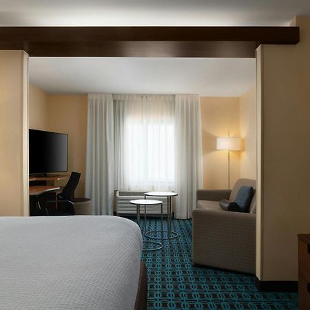 Fairfield Inn & Suites By Marriott London Dış mekan fotoğraf