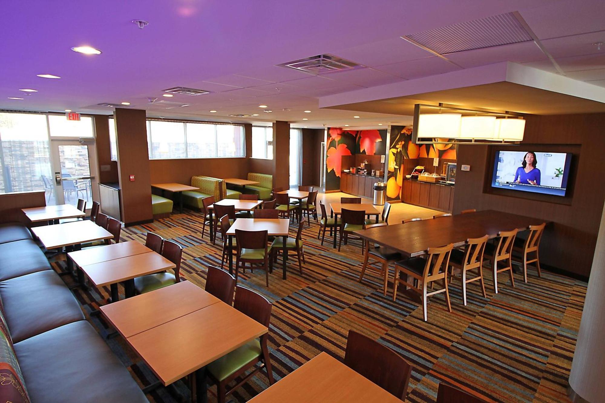 Fairfield Inn & Suites By Marriott London Dış mekan fotoğraf