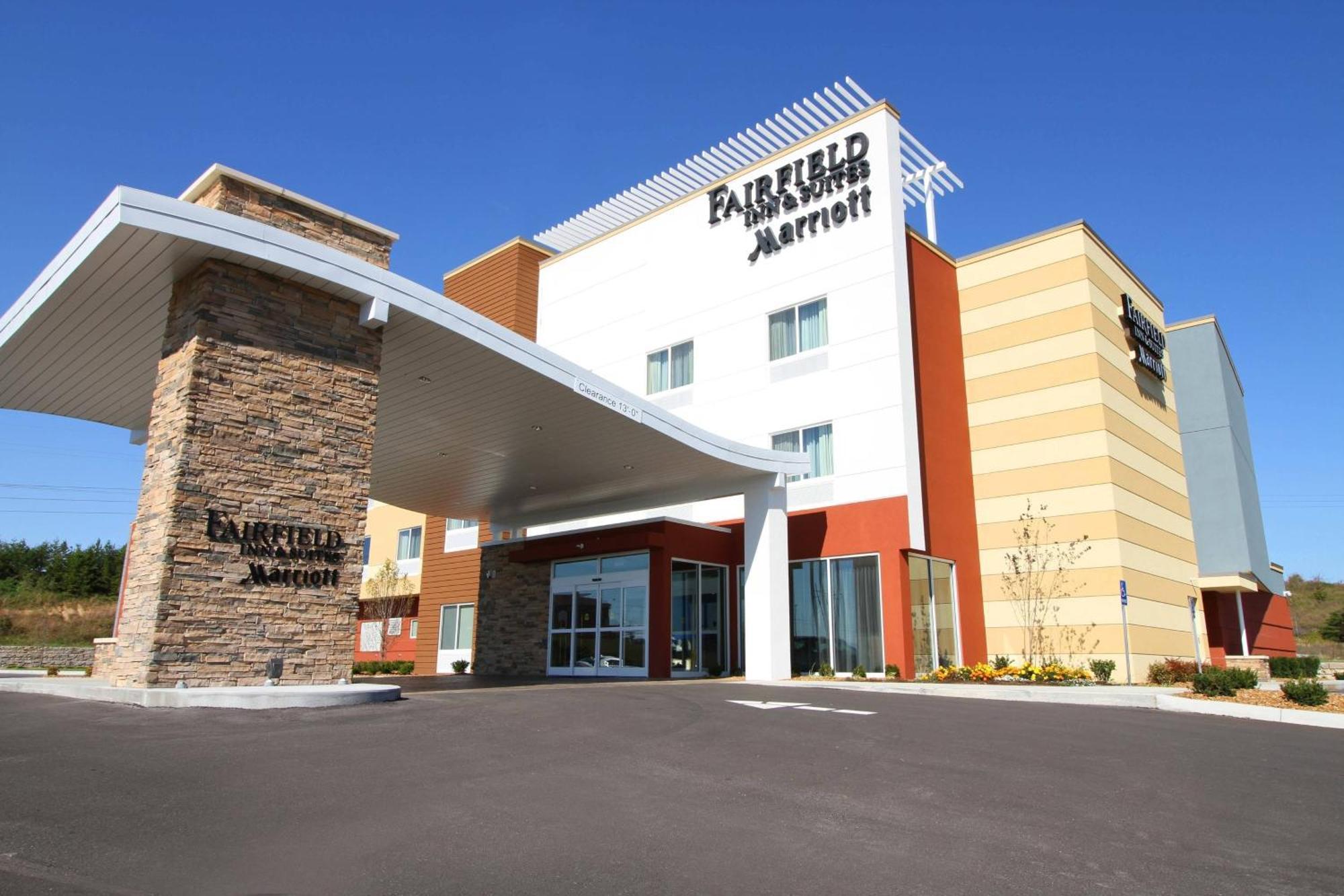 Fairfield Inn & Suites By Marriott London Dış mekan fotoğraf