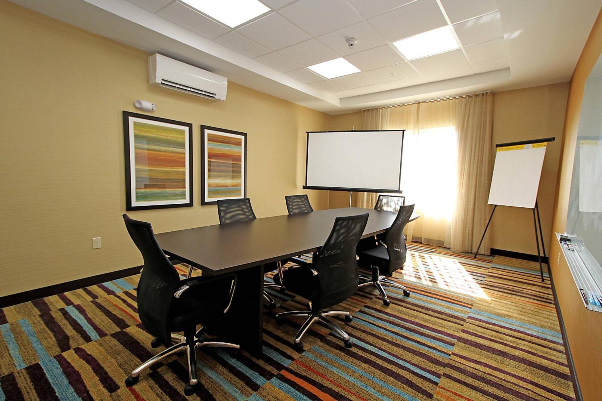 Fairfield Inn & Suites By Marriott London Dış mekan fotoğraf
